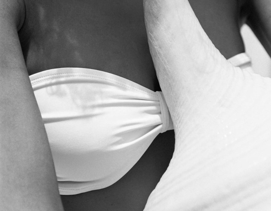 sustainable bikini top in white