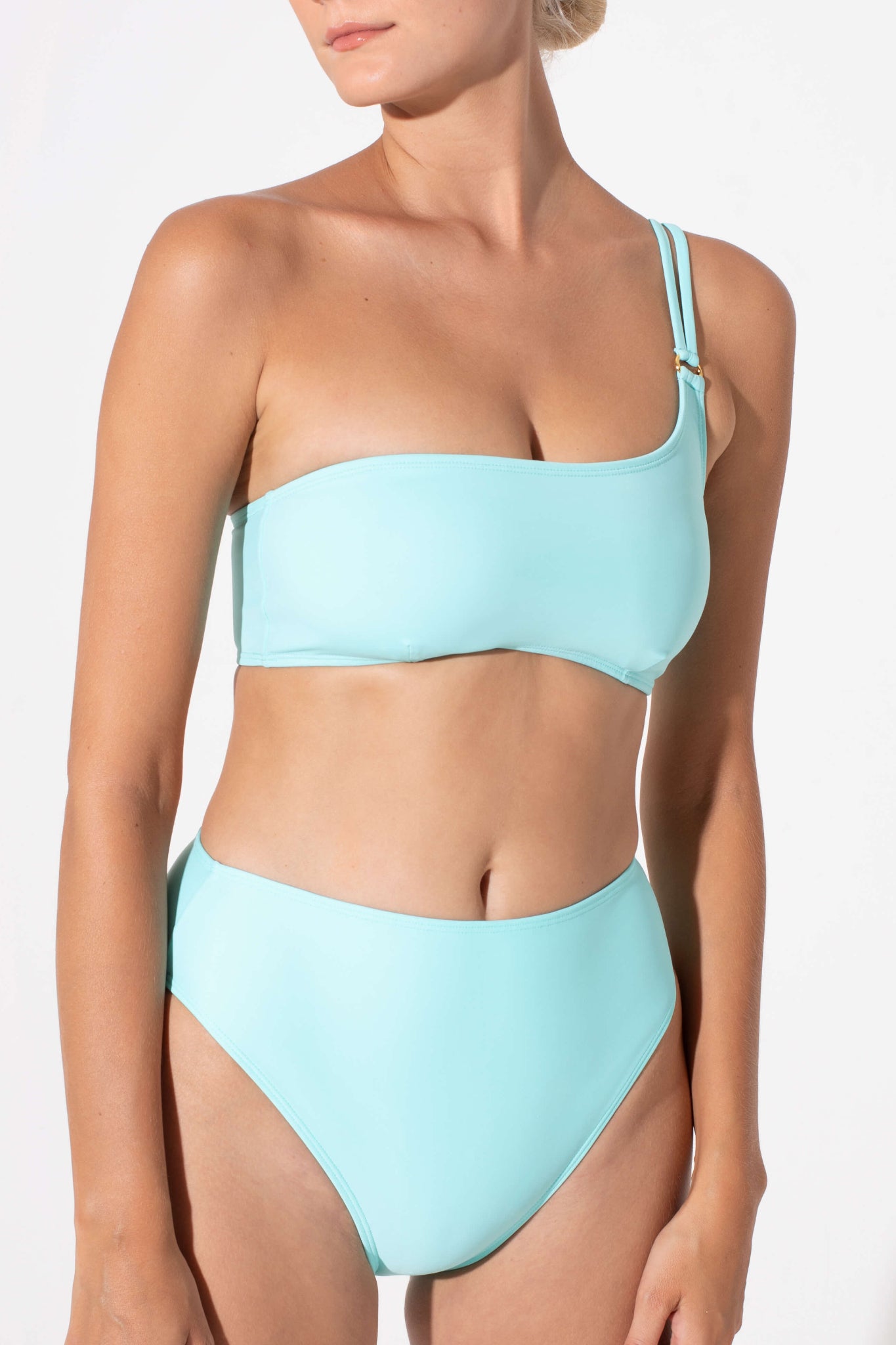 One shoulder strap bikini in blue color for comfort and style 